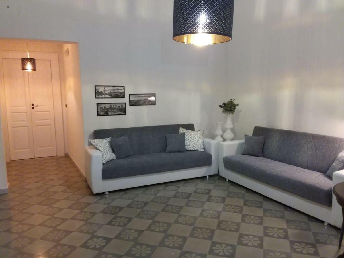 Maison Flores Appartement *